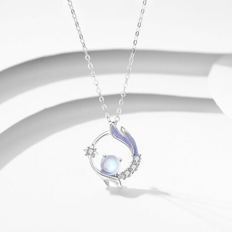 Day-chuyen-bac-nu-phong-cach-co-trang_3