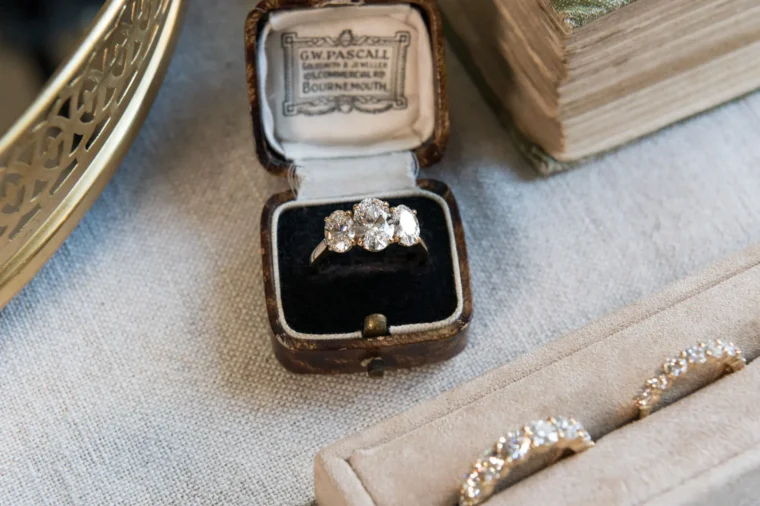 banner image eng rings 25